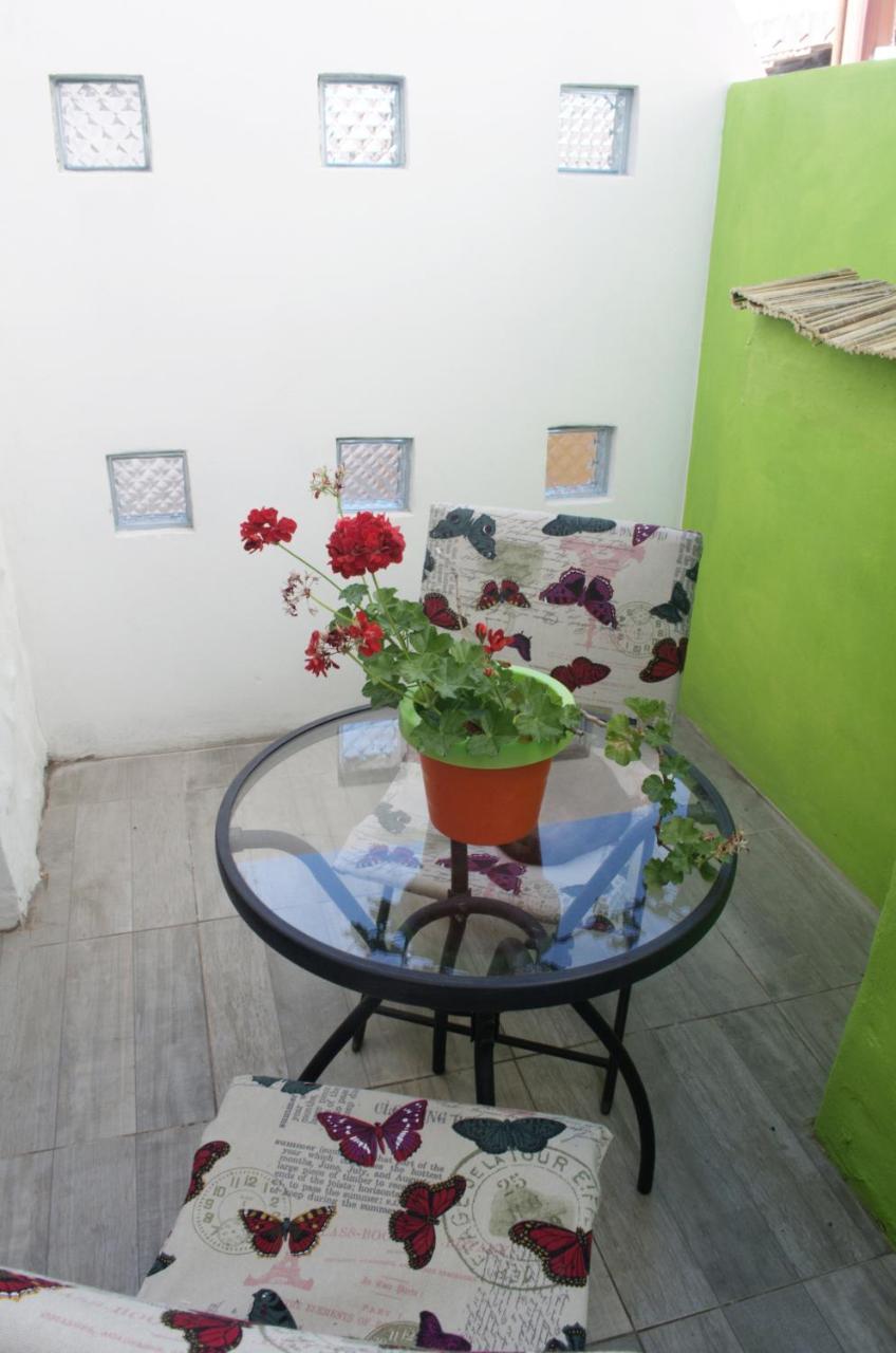 Hosteria Robert Villa Gesell Extérieur photo